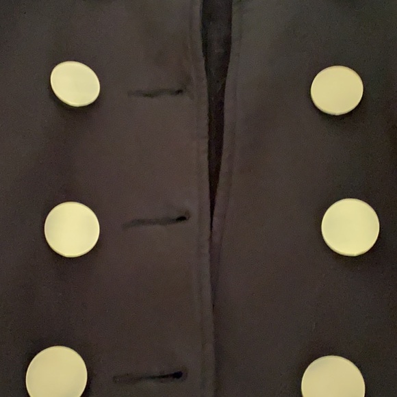 Trench with brass buttons - Picture 4 of 4